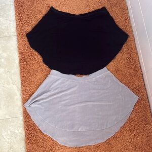 Bullet Pointe skirt for dance class, very stretchy and flattering. Size M.